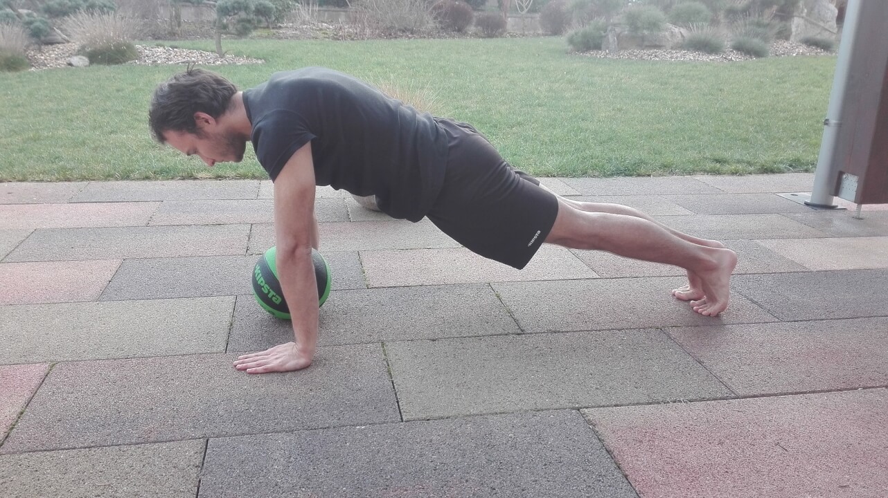 Tréninkový plán pro home workout s vlastní vahou na míru