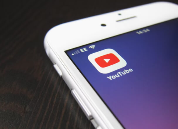 Chytlavé popisky a názvy pro YouTube videa