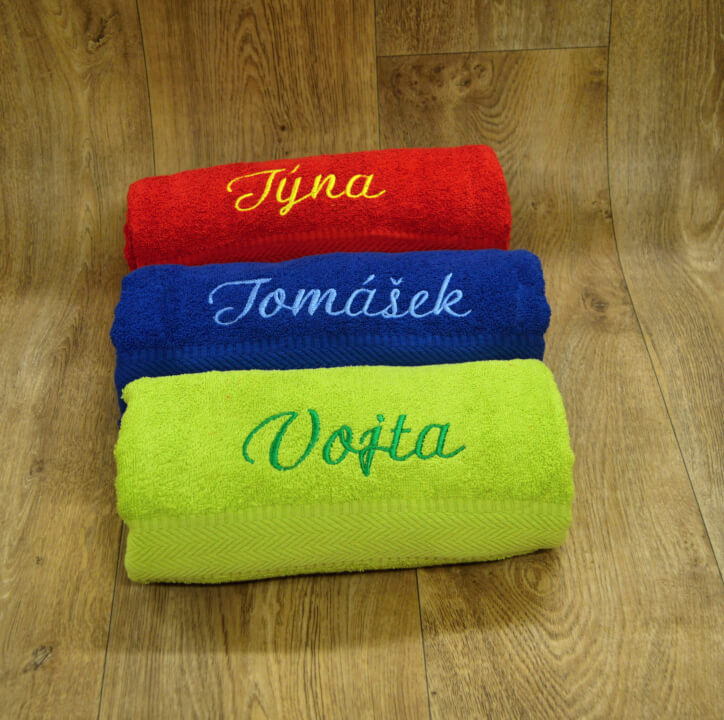2 x Ručník se jménem ( cena vč poštovného )