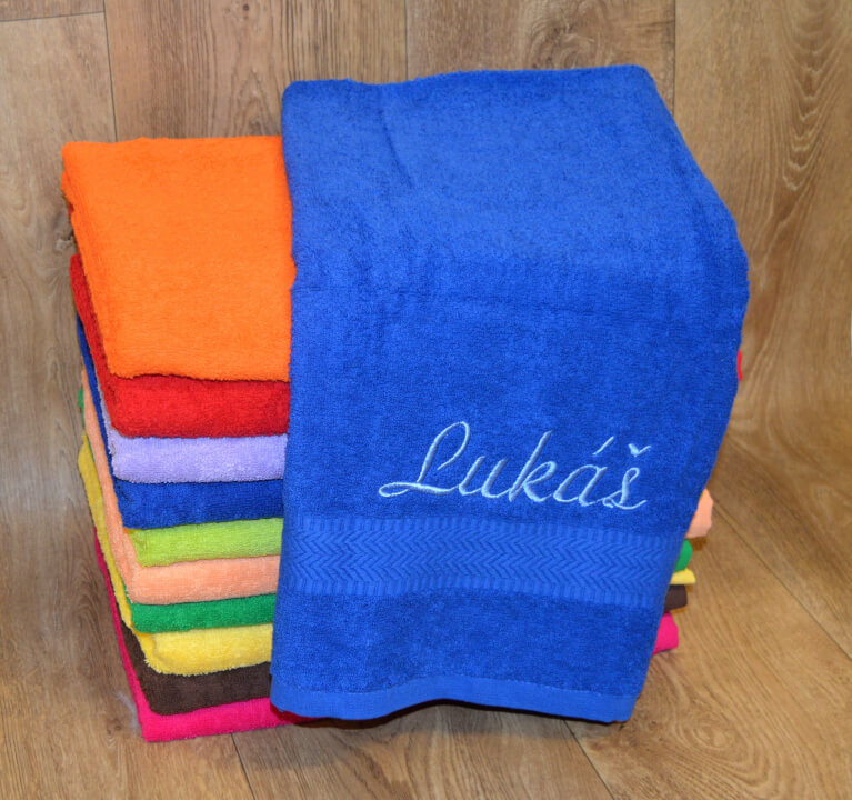 2 x Ručník se jménem ( cena vč poštovného )
