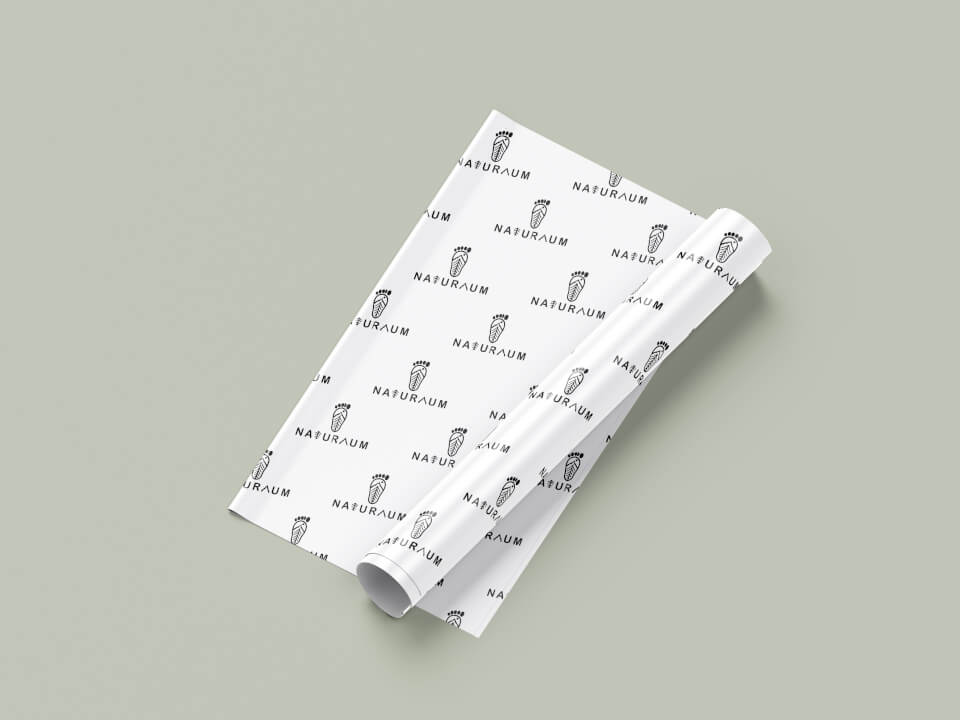 Ručně psané a malované neokoukané logo