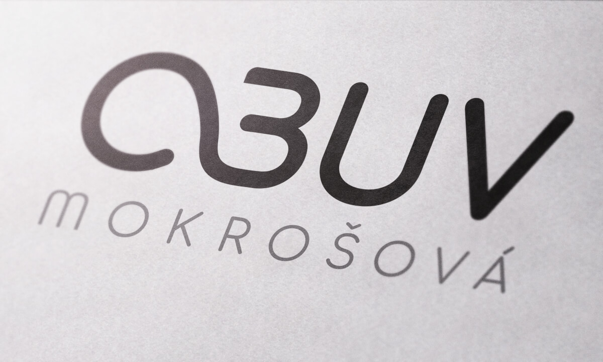 Logo na míru