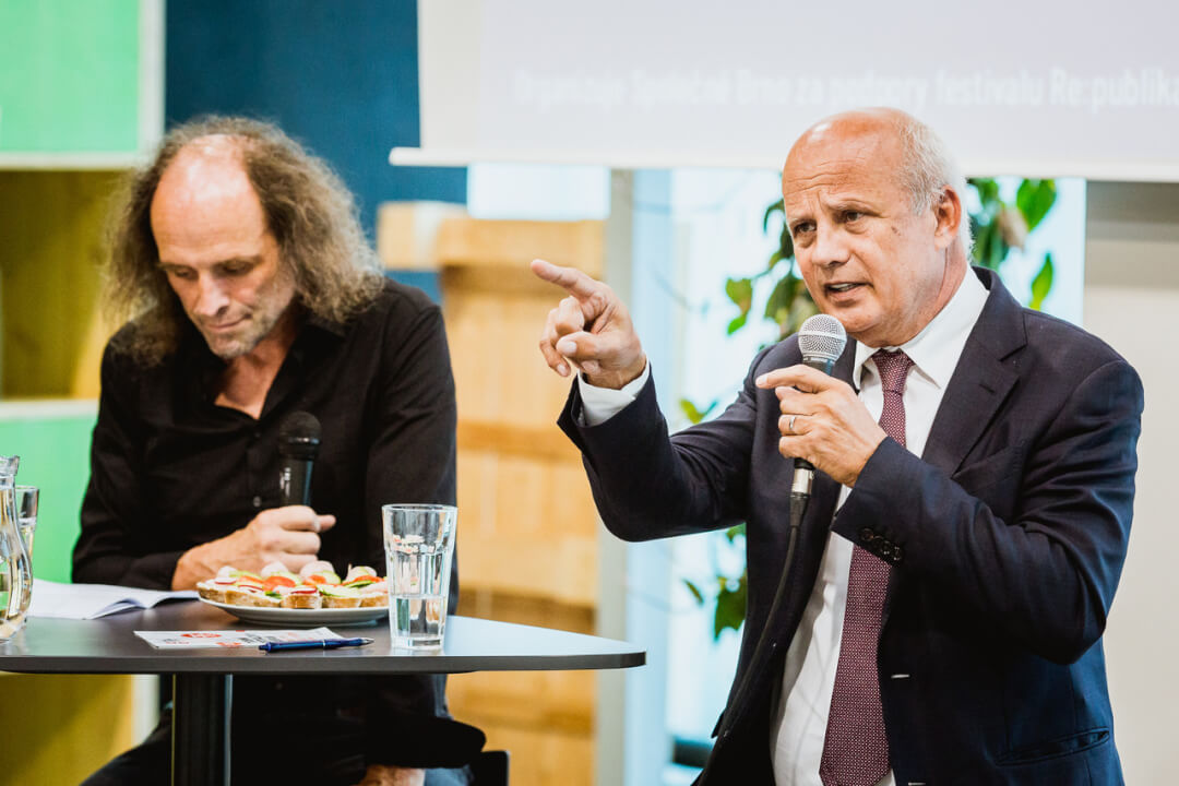 Focení akce, večírku, koncertu, slavnosti